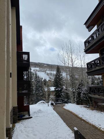 Beautiful view by the creek, close to Vail Village - Picture 24