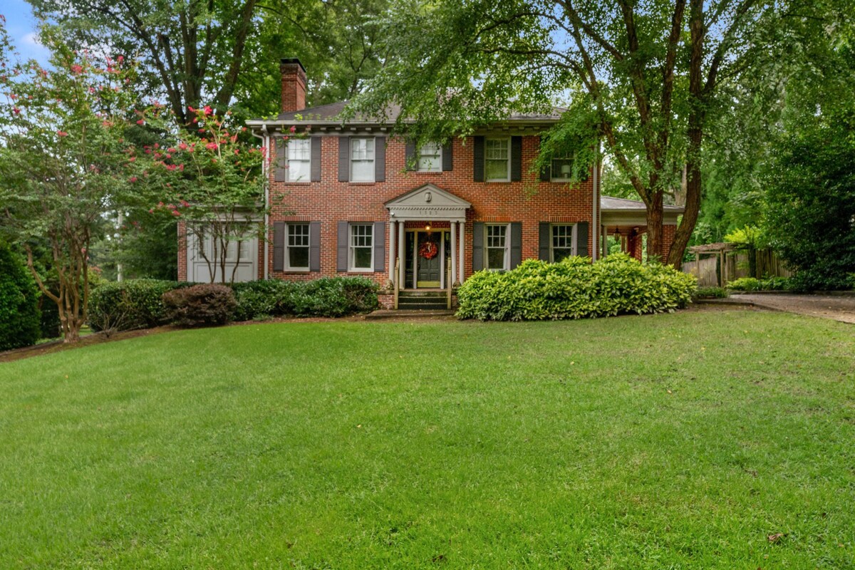 Historic Emory home, sleeps 10