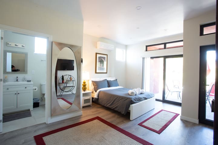 Spacious Studio with Incredible Balboa Park View