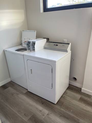 2 Bedroom, 2 Bathroom Detached Apt Max 7 Sleepers - Foto 46