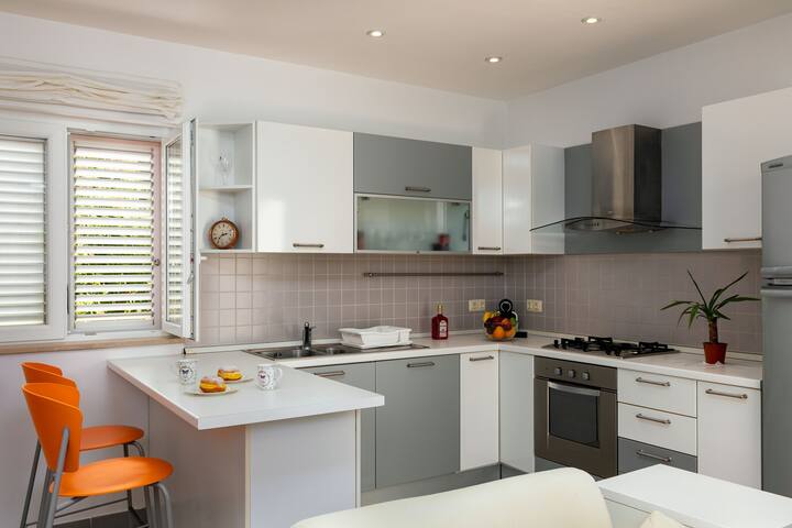 One-bedroom app ALBIS with balcony and parking