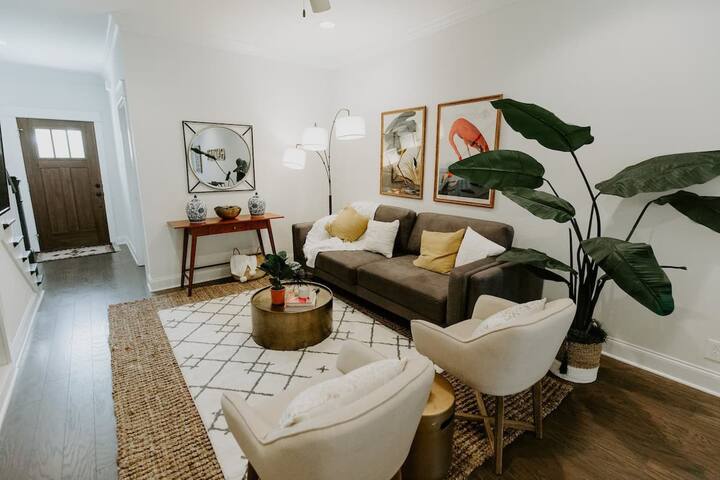 NEW Family Friendly Maple Mansion | Sleeps 28 - Foto 6