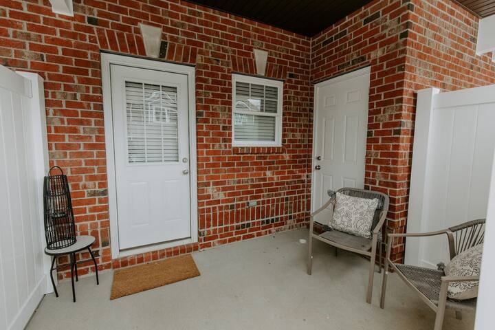 NEW Family Friendly Maple Mansion | Sleeps 28 - Foto 12