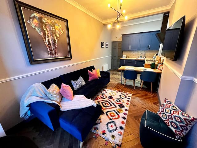 Stunning 1 bed Apt in West End