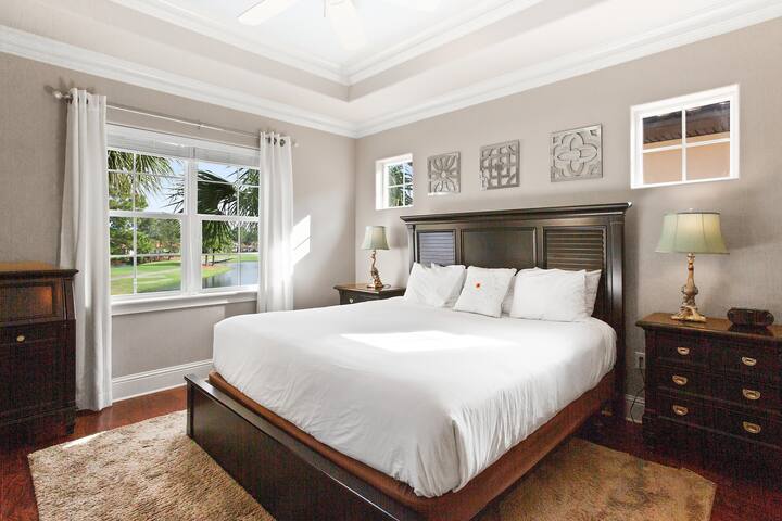 Sandestin 4BR Golf Home w/ 2 Golf Carts - On Golf Course