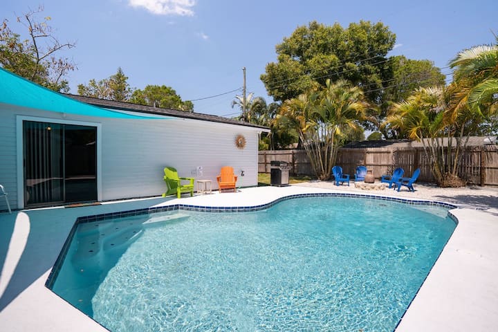 Pet-Friendly Home w/ Heated Pool & Screened Lanai - Foto 9