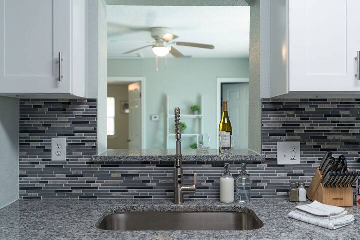 Pet-Friendly Home w/ Heated Pool & Screened Lanai - Foto 20