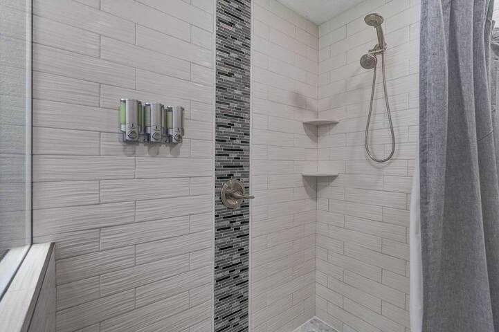 Pet-Friendly Home w/ Heated Pool & Screened Lanai - Foto 28