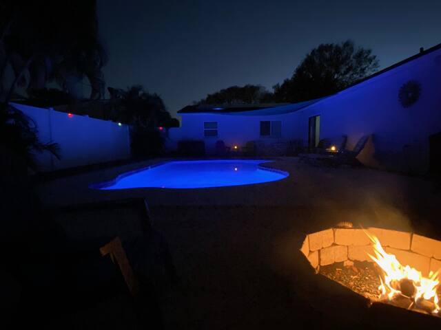 Pet-Friendly Home w/ Heated Pool & Screened Lanai - Foto 17