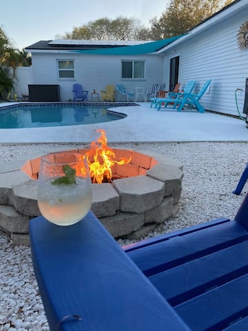 Pet-Friendly Home w/ Heated Pool & Screened Lanai - Foto 11
