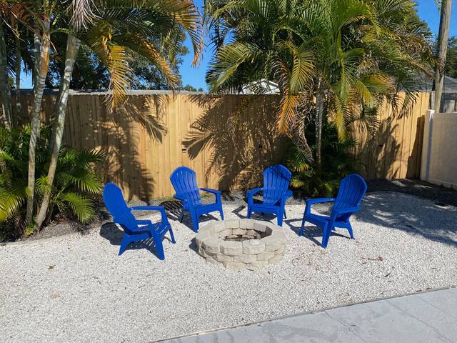 Pet-Friendly Home w/ Heated Pool & Screened Lanai - Foto 42