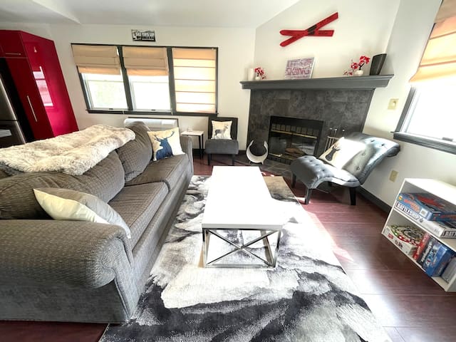 Chic 2BR Suite on Jiminy Mtn Sleeps 8 - Gorgeous - Foto 5