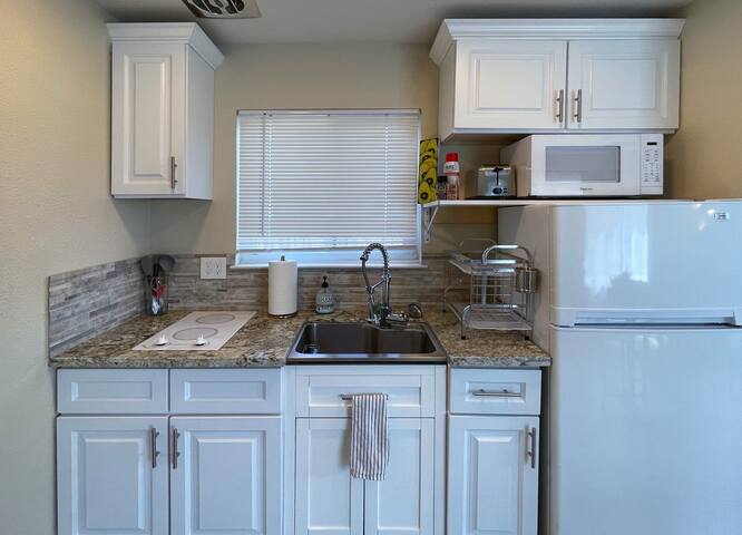 Adorable Private Guesthouse/Studio free parking - Foto 5