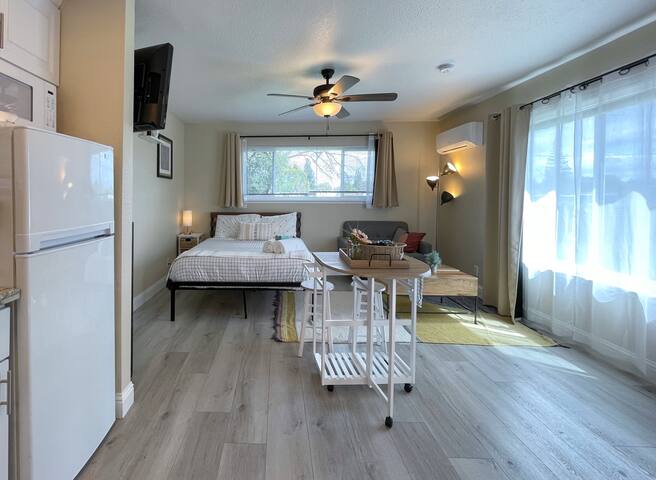 Adorable Private Guesthouse/Studio free parking - Foto 7