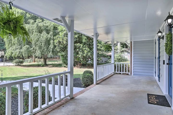 Chic Lilburn Getaway w/Media Room + Fire Pit - Picture 46