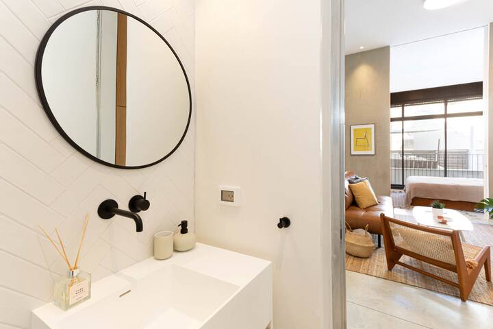 Historical Building Apartment 5
