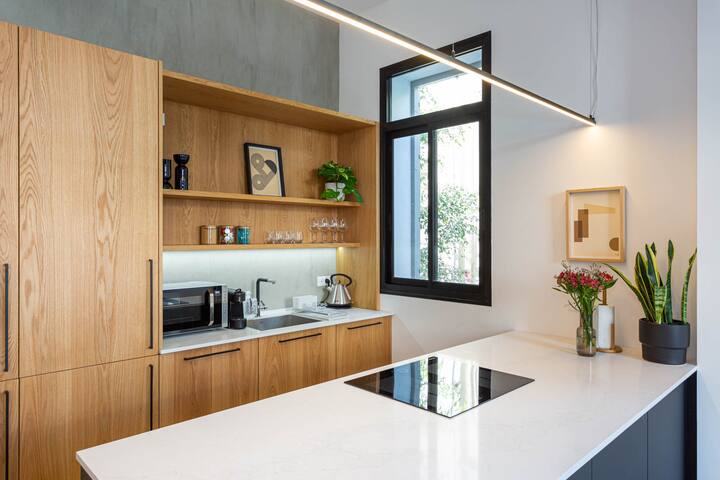 Historical Building Apartment 5