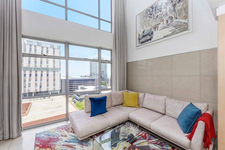 Hydro Park Penthouse Loft