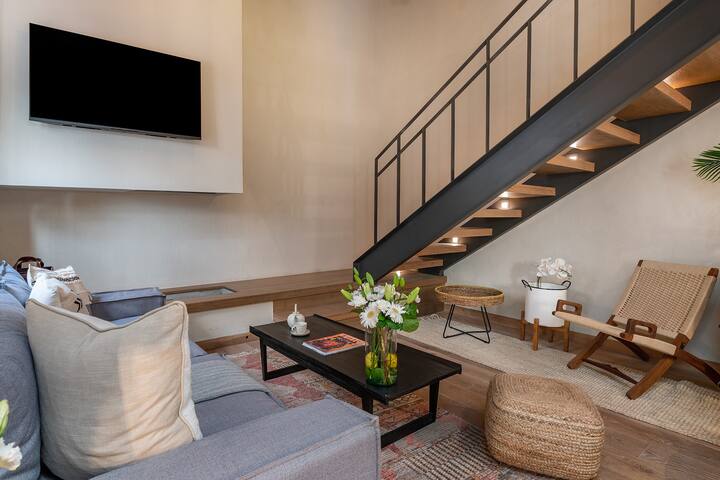 Le Cottage Luxury 2BD in Centro, Pool & Jacuzzi