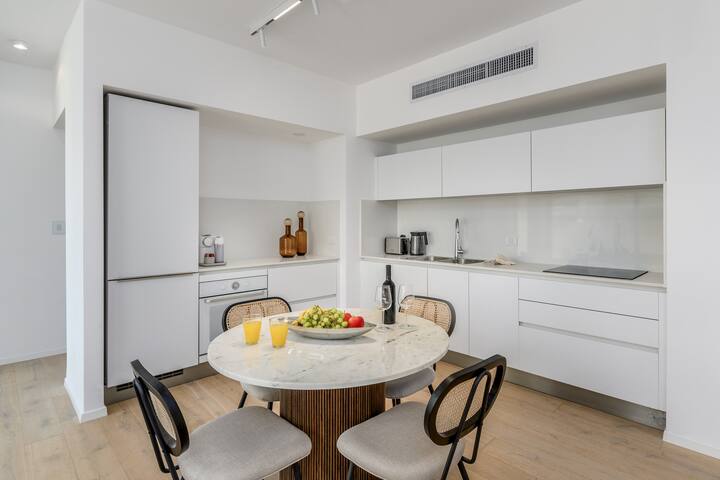 Trust inn blue balcony with mamad