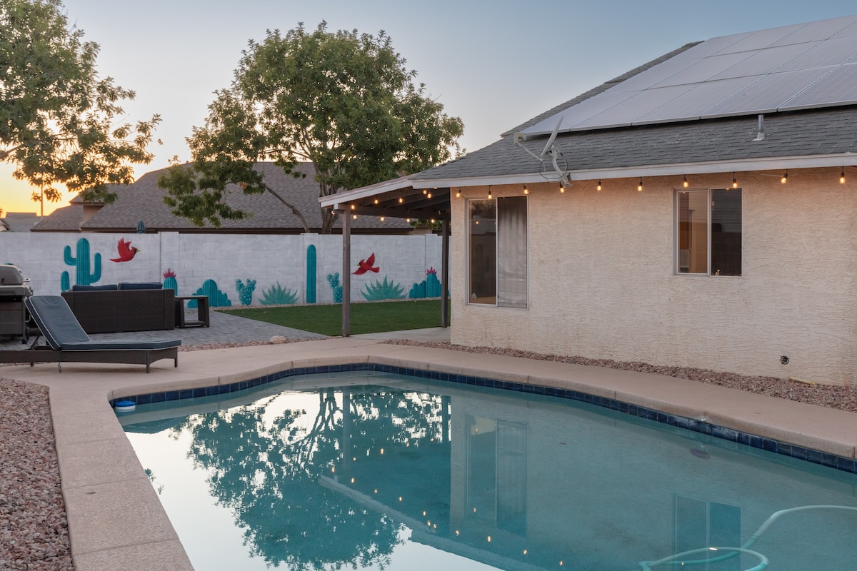 Glendale Pool House Oasis with Jacuzzi Billiards — Glendale, AZ — vacation rental