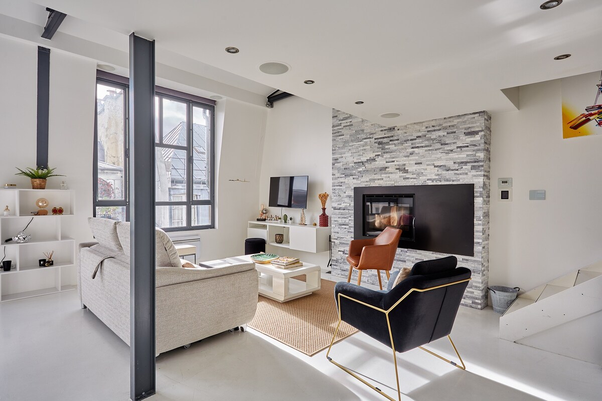 Chic duplex loft in the heart of Paris Montorgueil — Paris, Île-de-France — vacation rental
