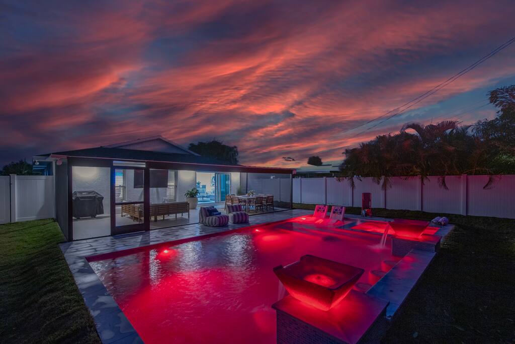 533 Posh Paradise | Designer Pool/Spa | Walk2Beach — Naples, FL — vacation rental