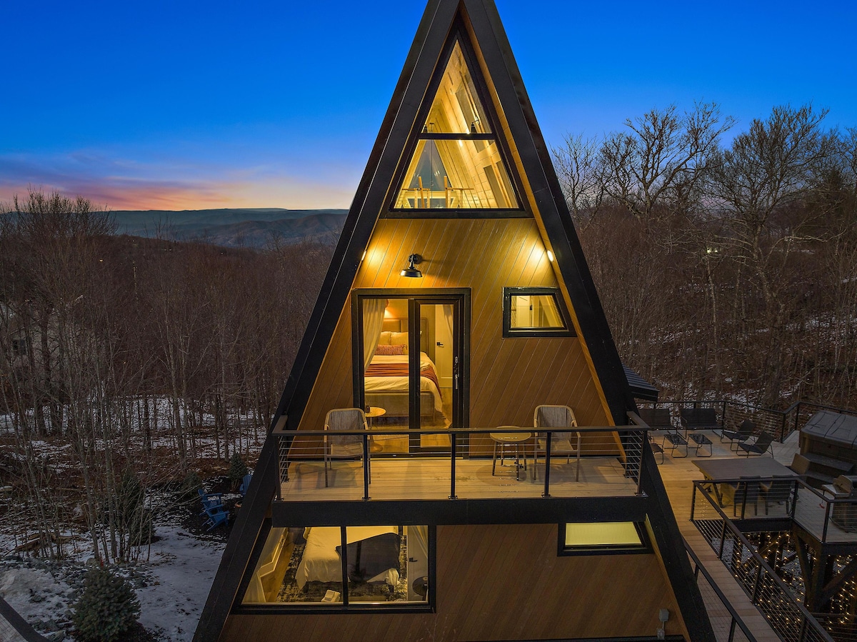 A-Frame at the slope, Beech Mountain Resort — Beech Mountain, NC — vacation rental