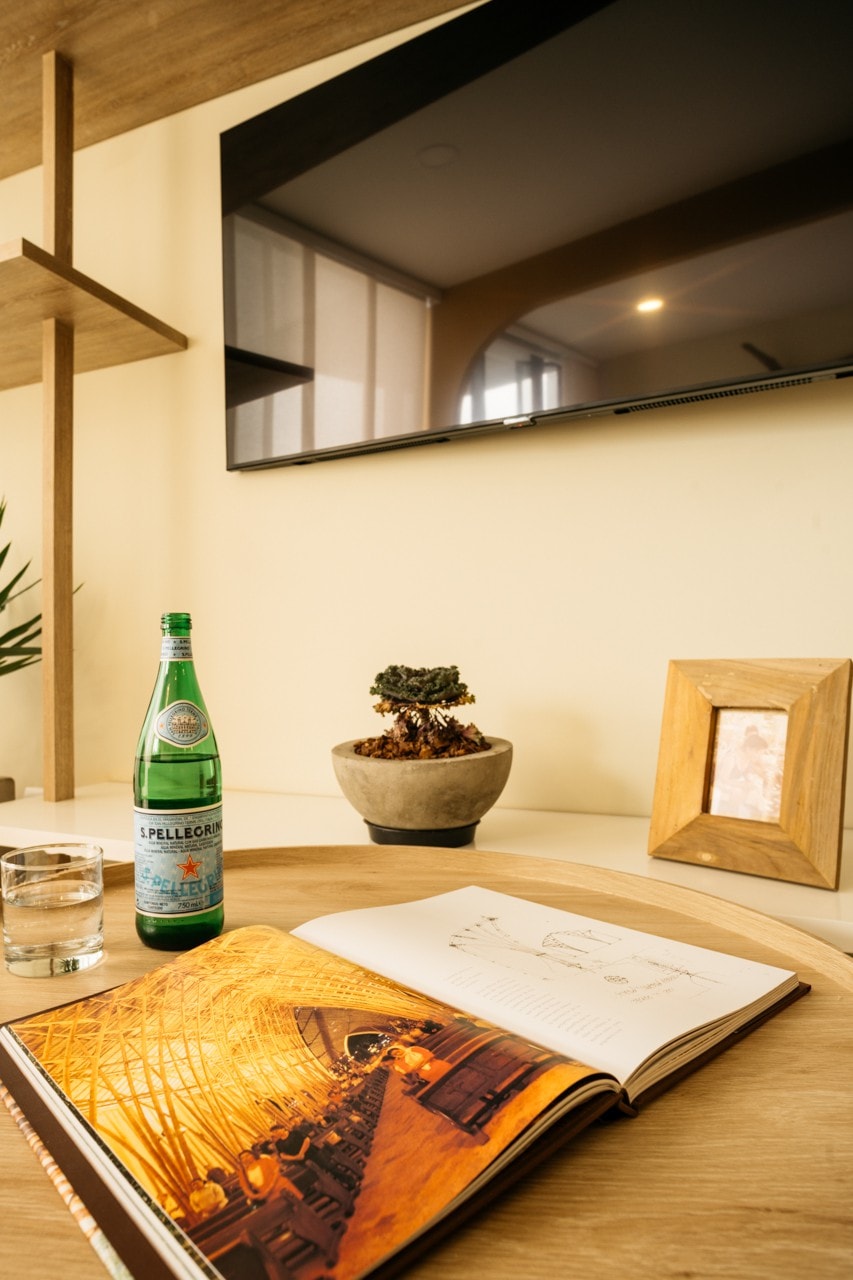 Modern Paisa Inspired Apt in Laureles photo 5