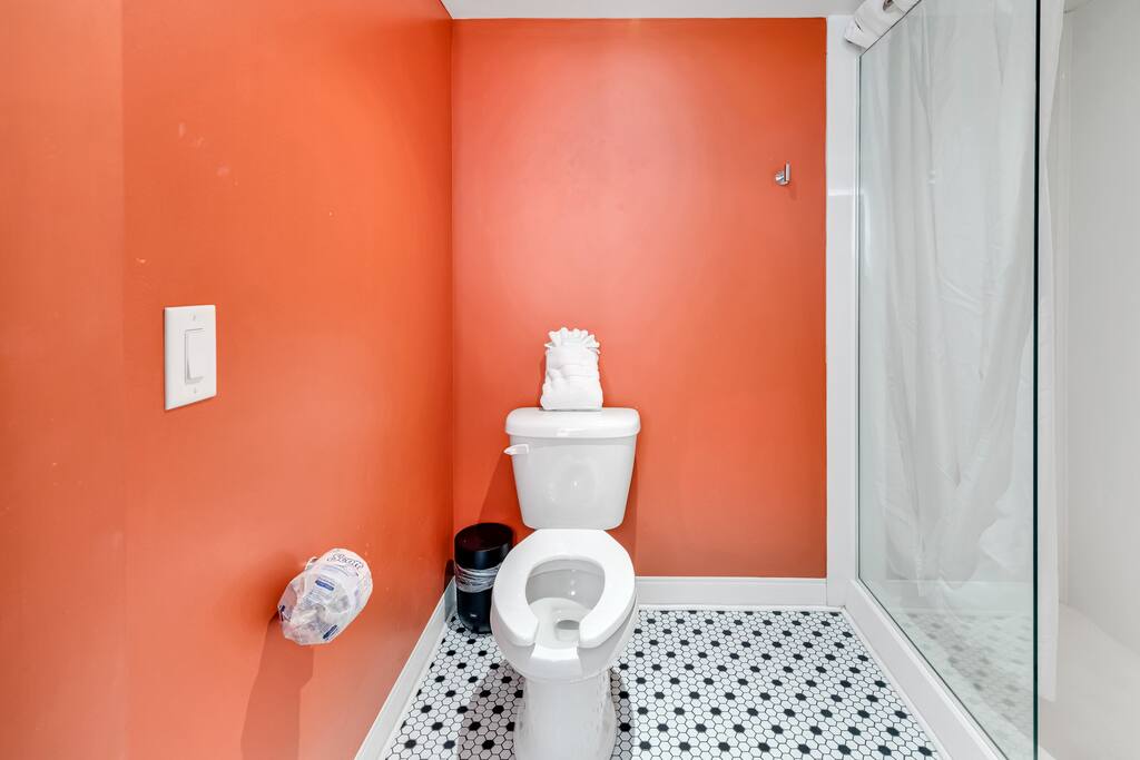 Holiday Shores Double Queen Room | Photo 4