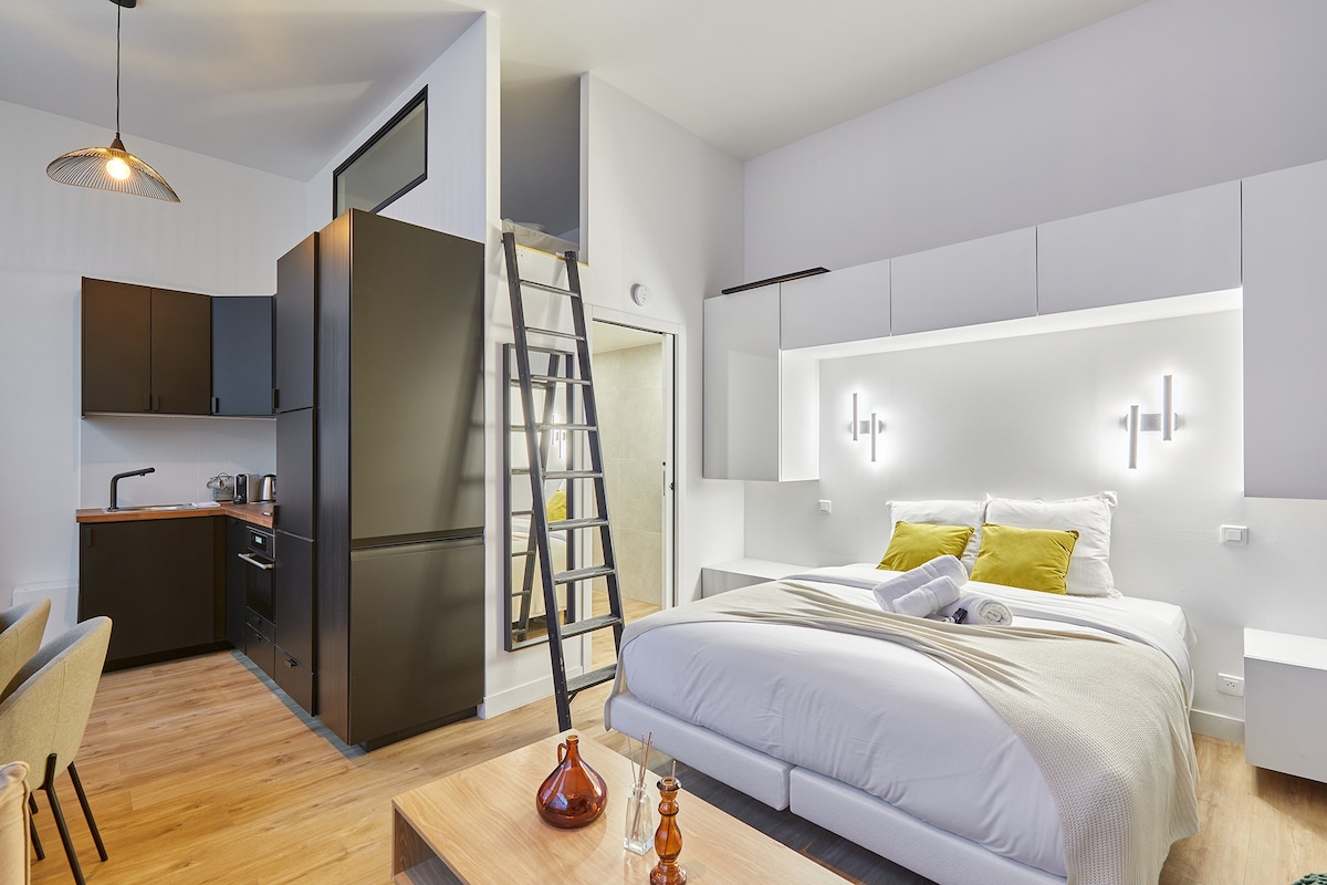  Suite Saint Germain des Près Rue de Rennes — Paris, Île-de-France — vacation rental