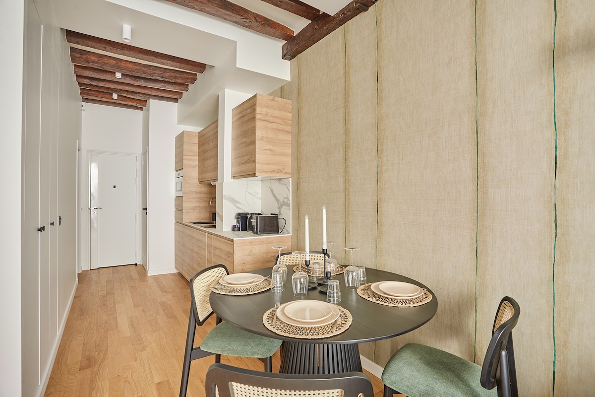 New Apartment Center of Paris Place de la Bourse — Paris, Île-de-France — vacation rental