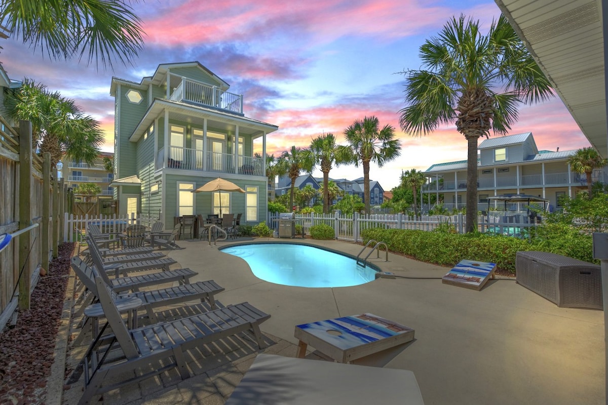 Crystal Tower-Free Golf Cart-Pool Heat Deals — Destin, FL — vacation rental