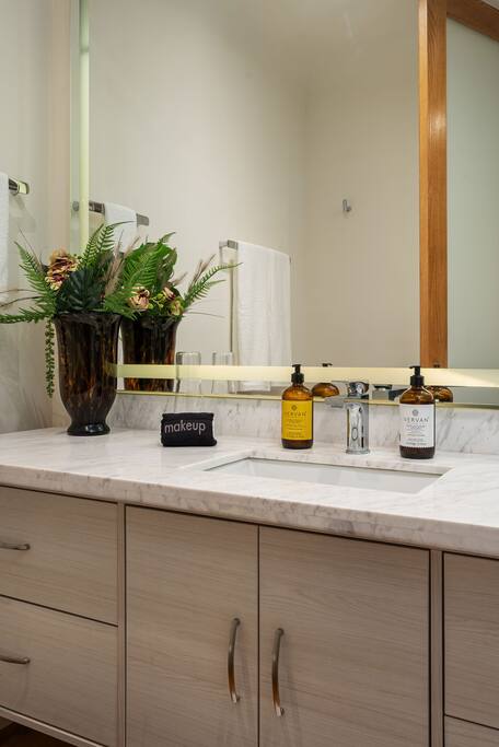 Bathroom details