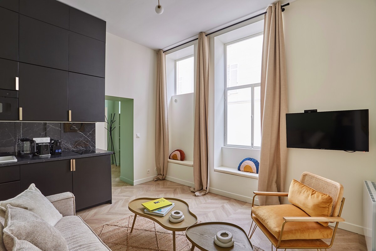 Charming apartment St Germain des Près — Paris, Île-de-France — vacation rental
