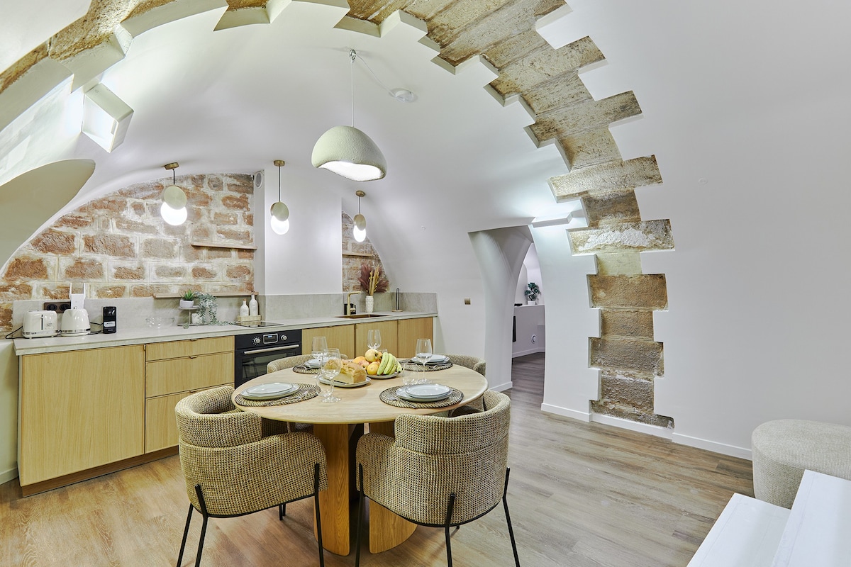 Superb New Apartement Le Marais Place des Vosges — Paris, Île-de-France — vacation rental