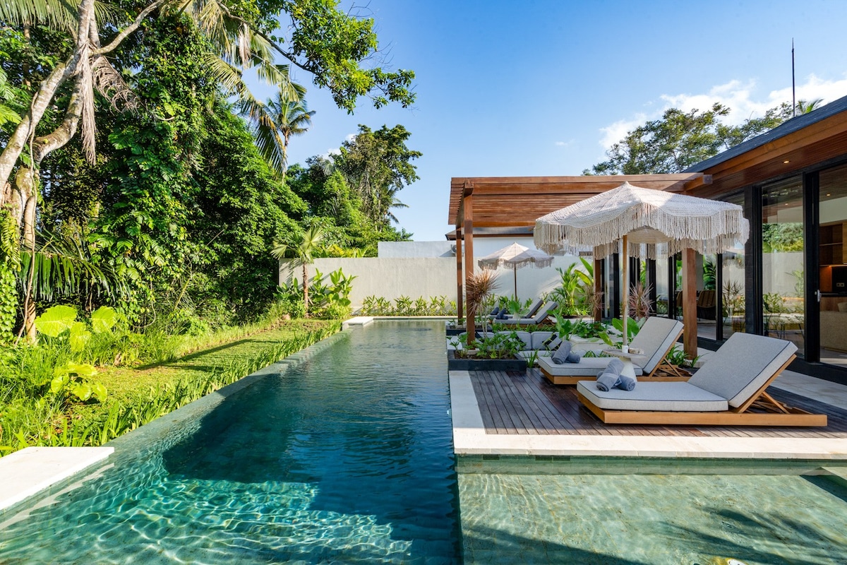 Villa Aman : 2BR Paradise near Ubud's Heart — Ubud, Bali — vacation rental