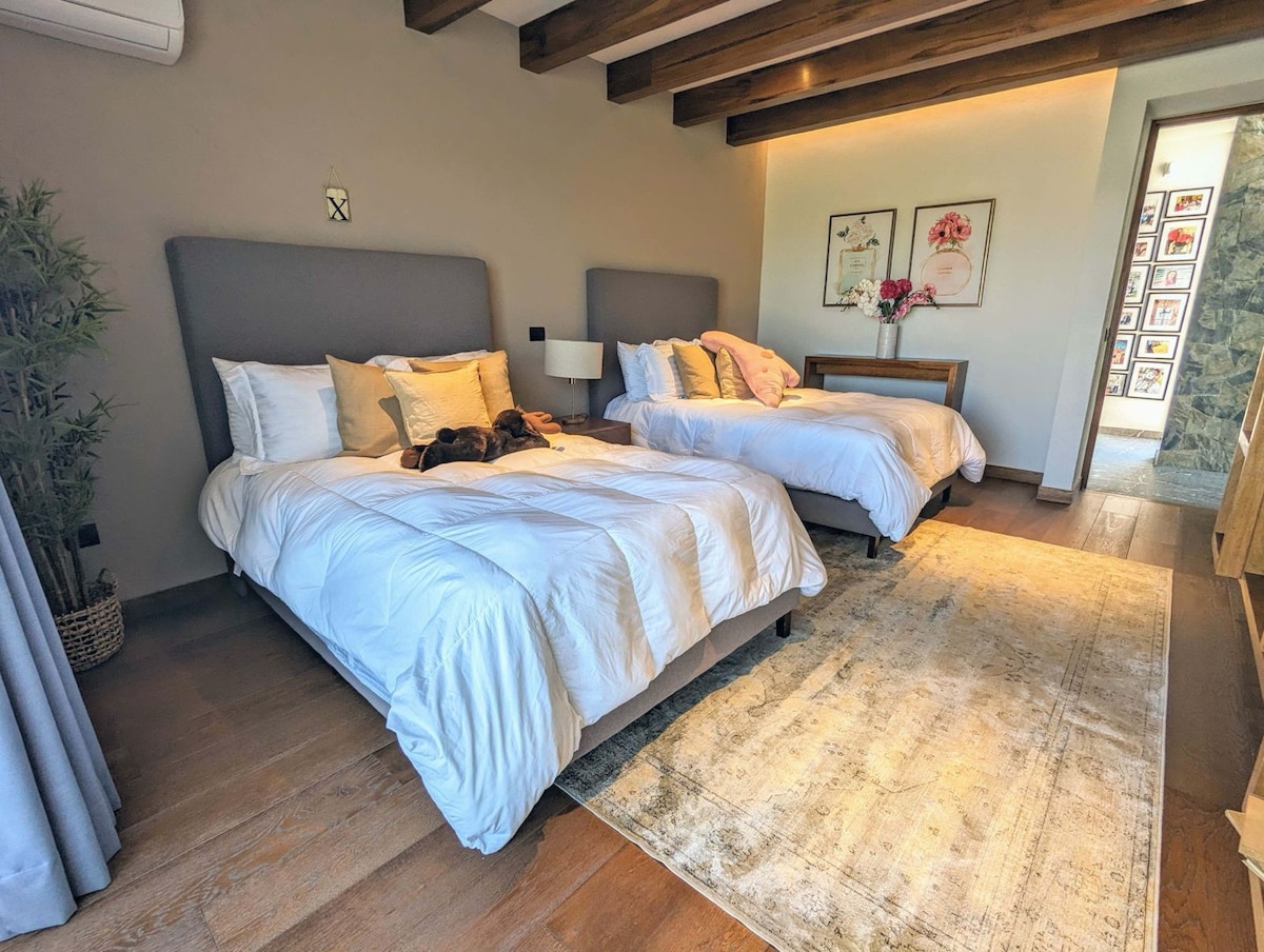 Casa Capricho 5BR Villa in Ventanas Golf Community 11