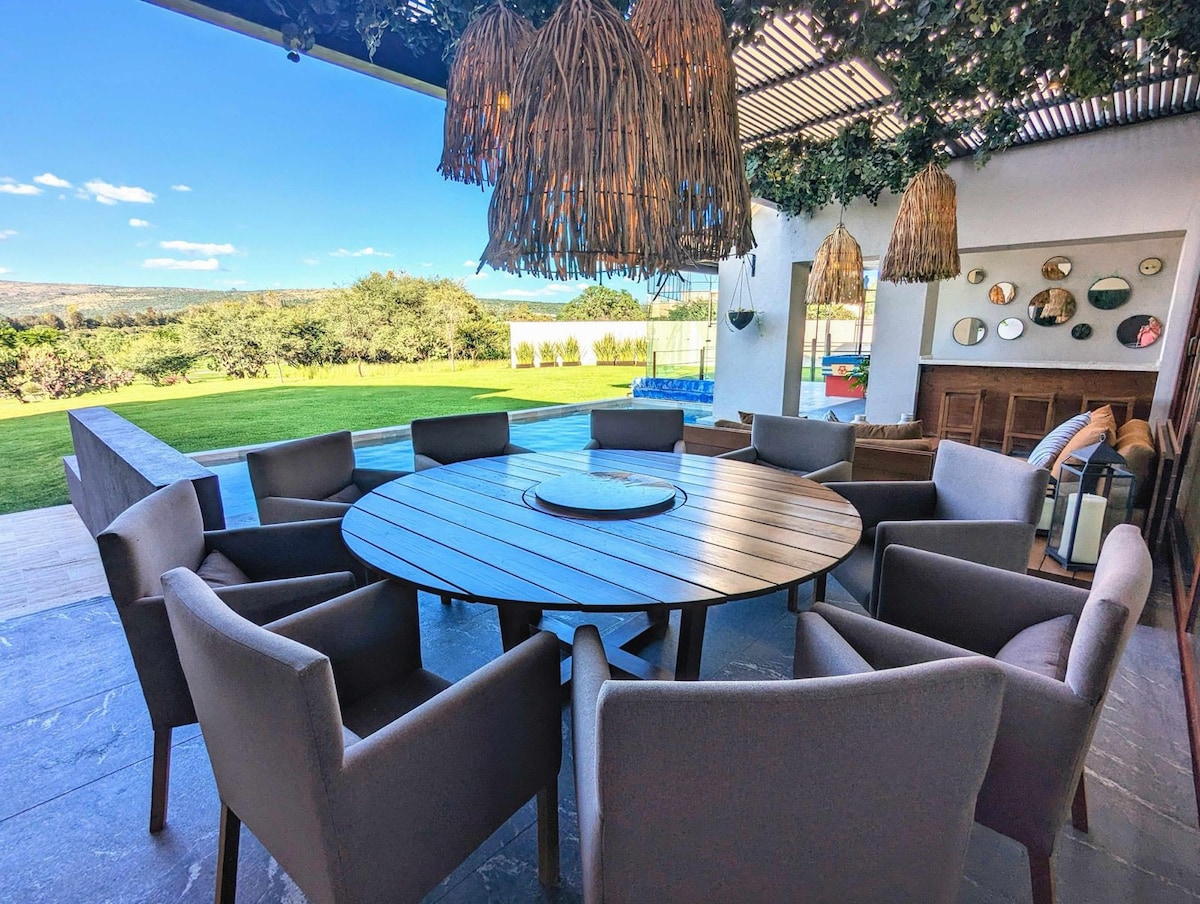 Casa Capricho 5BR Villa in Ventanas Golf Community 18