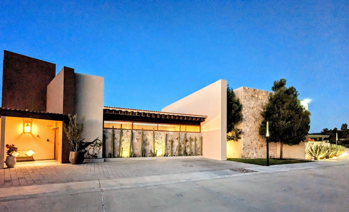 Casa Capricho 5BR Villa in Ventanas Golf Community 21