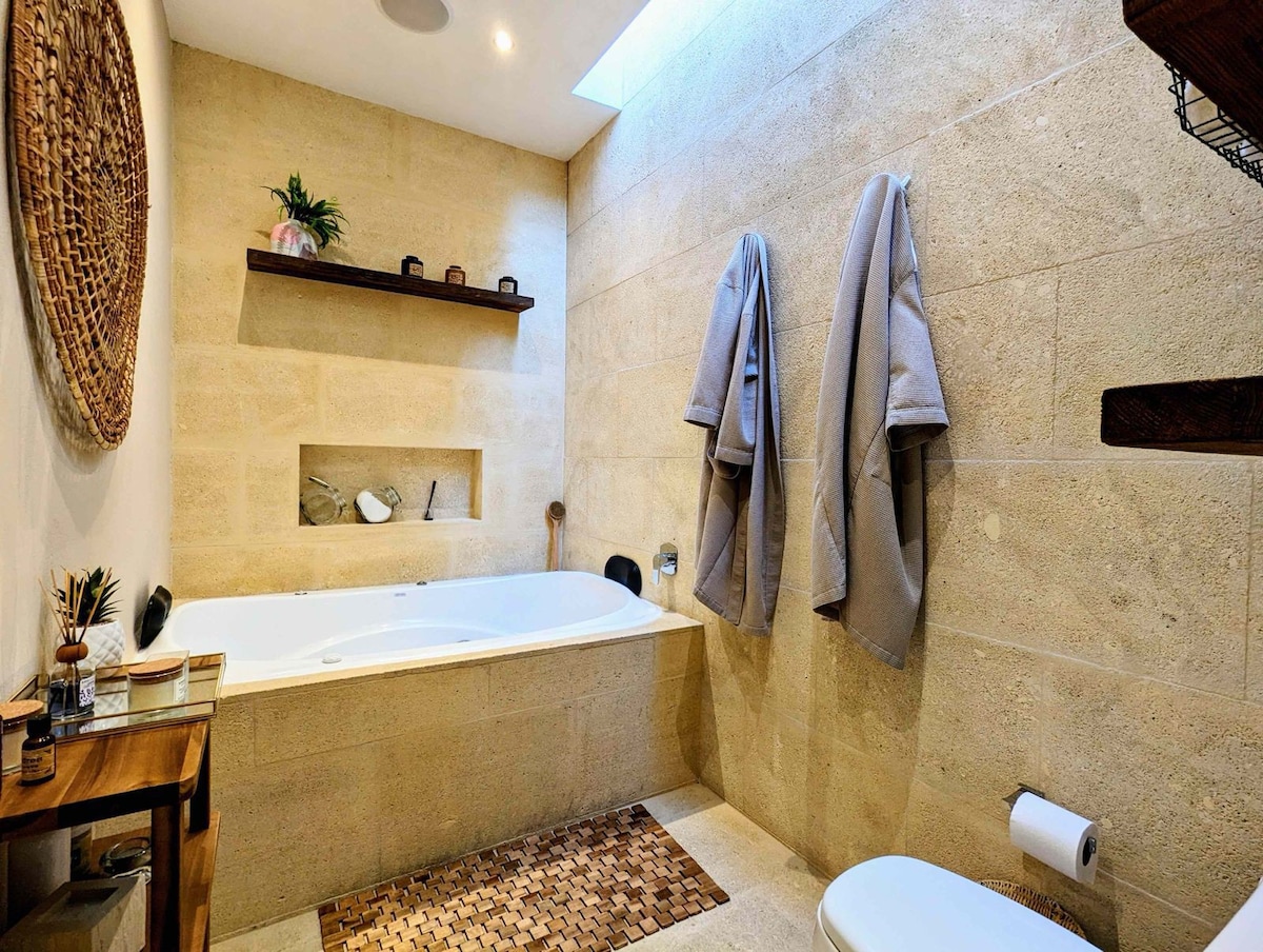Casa Capricho 5BR Villa in Ventanas Golf Community 25