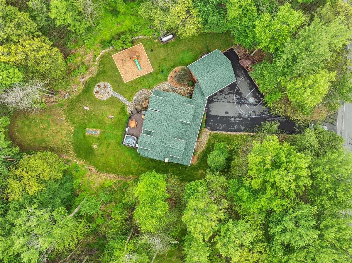 Pocono Log Cabin |Gold Star Community |