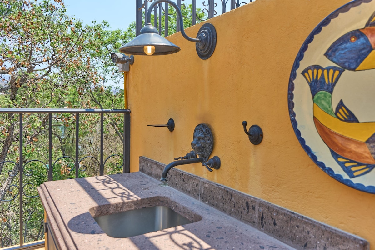 Casa Zaca, 3BR Centro Home with Rooftop & Garden · photo 44