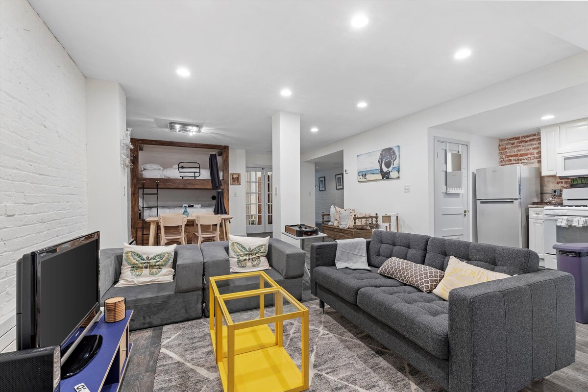 Cheery Flat in Adams Morgan - Mt Pleasant — Washington, DC — vacation rental