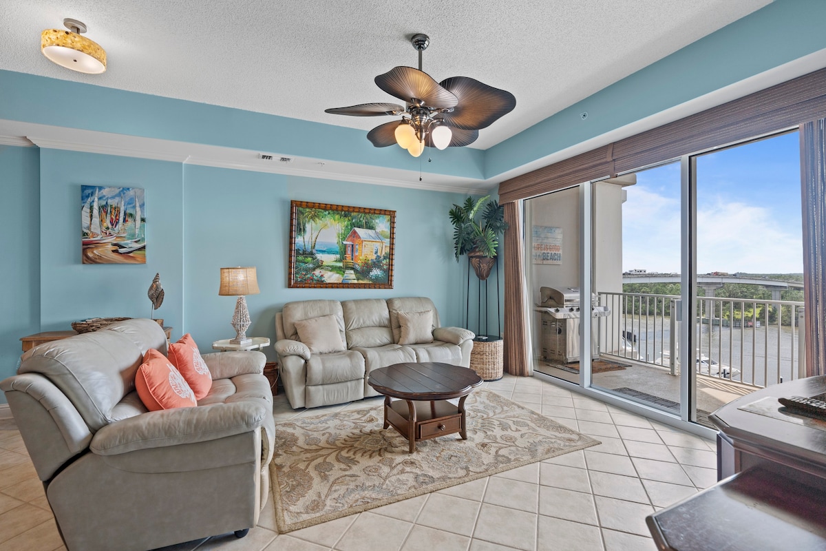 Wharf 718 Waterfront 2 bedroom Pools Large Balcony — Orange Beach, AL — vacation rental