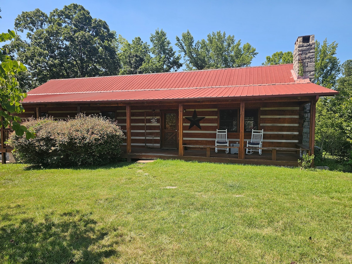 Harpeth Moon — Kingston Springs, TN — vacation rental