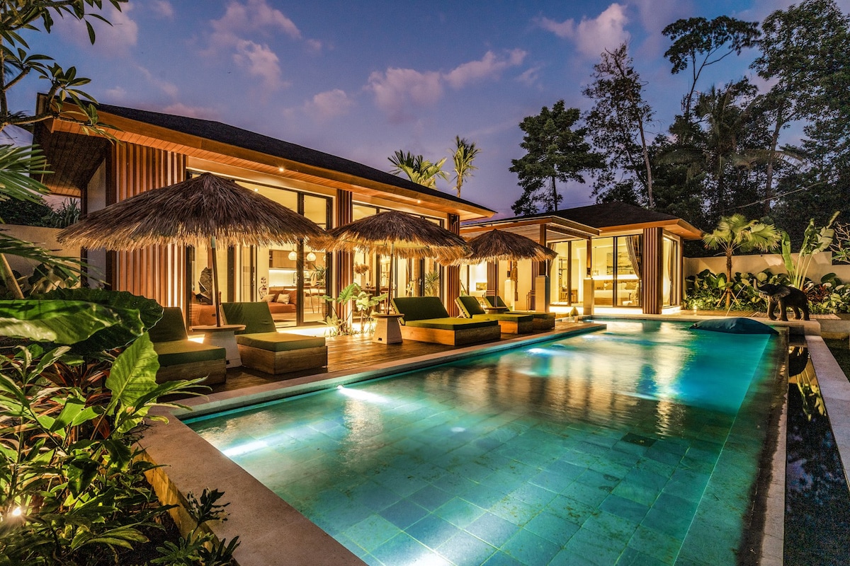 Villa Sungai:3BRPeaceful Jungle Oasis InfinityPool — Ubud, Bali — vacation rental