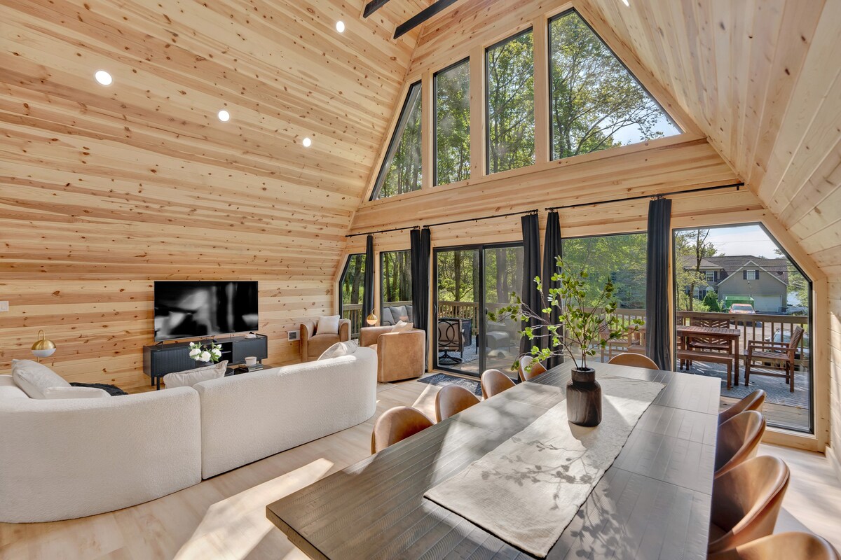 The Pocono Dreamhouse | Modern A-Frame | Hot Tub