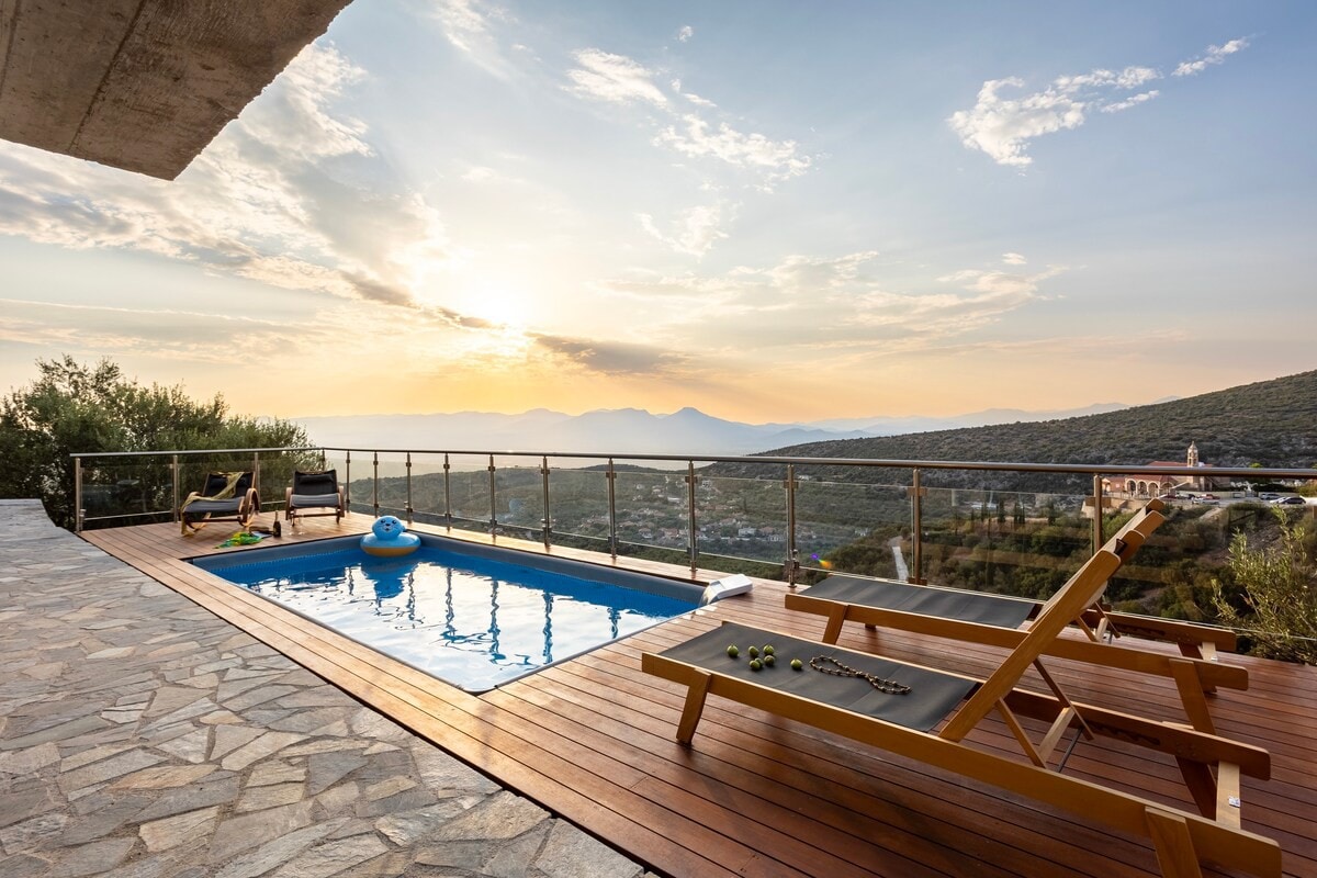 Martinia Pool Escape - Tragos Panoramic Views — Ano Amfia, Ano Amfia — vacation rental