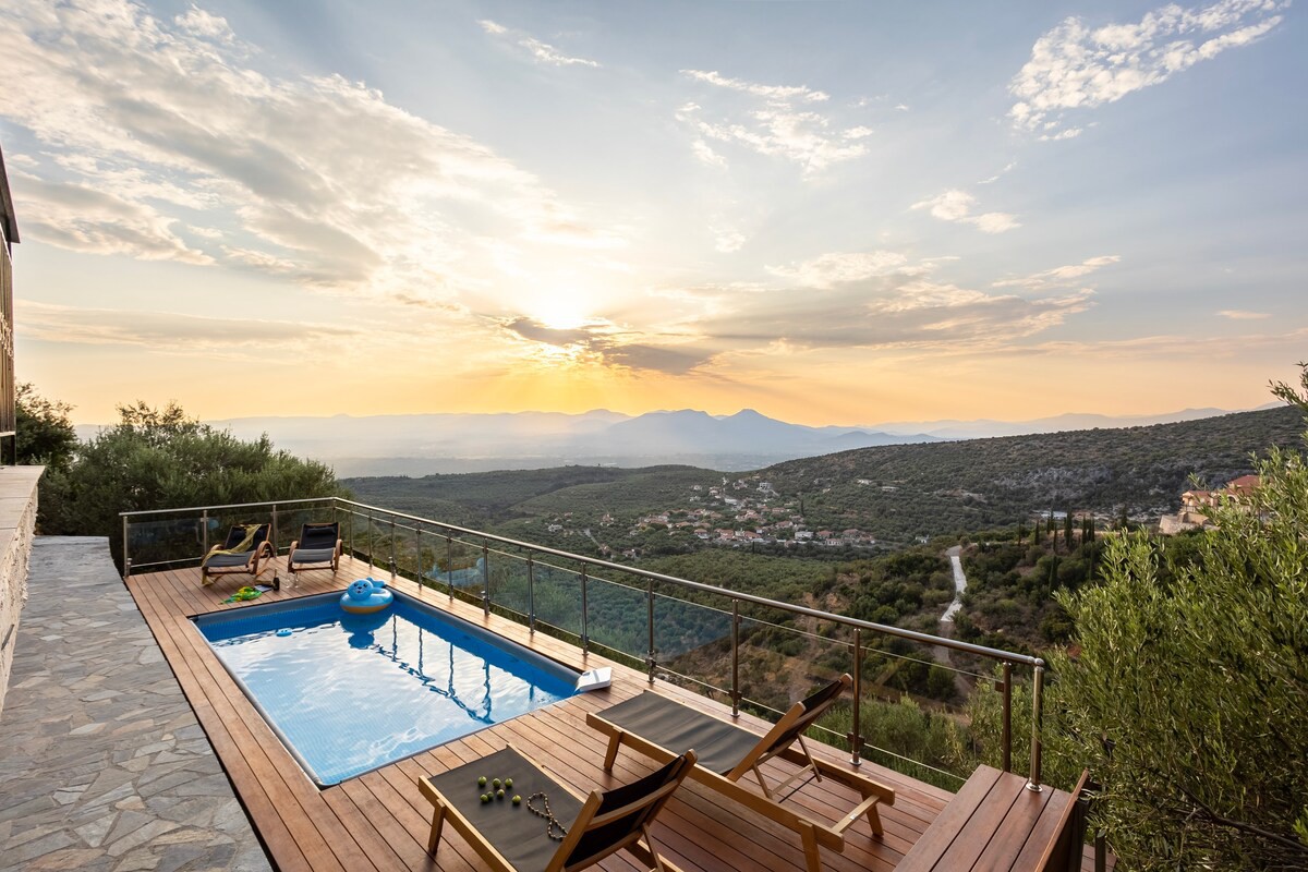 Martinia Pool Escape - Aiga Panoramic Vistas — Ano Amfia — vacation rental